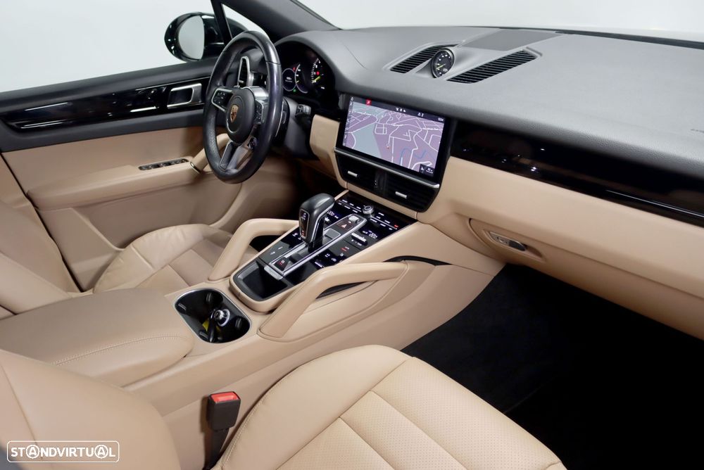 Porsche Cayenne E-Hybrid - 32