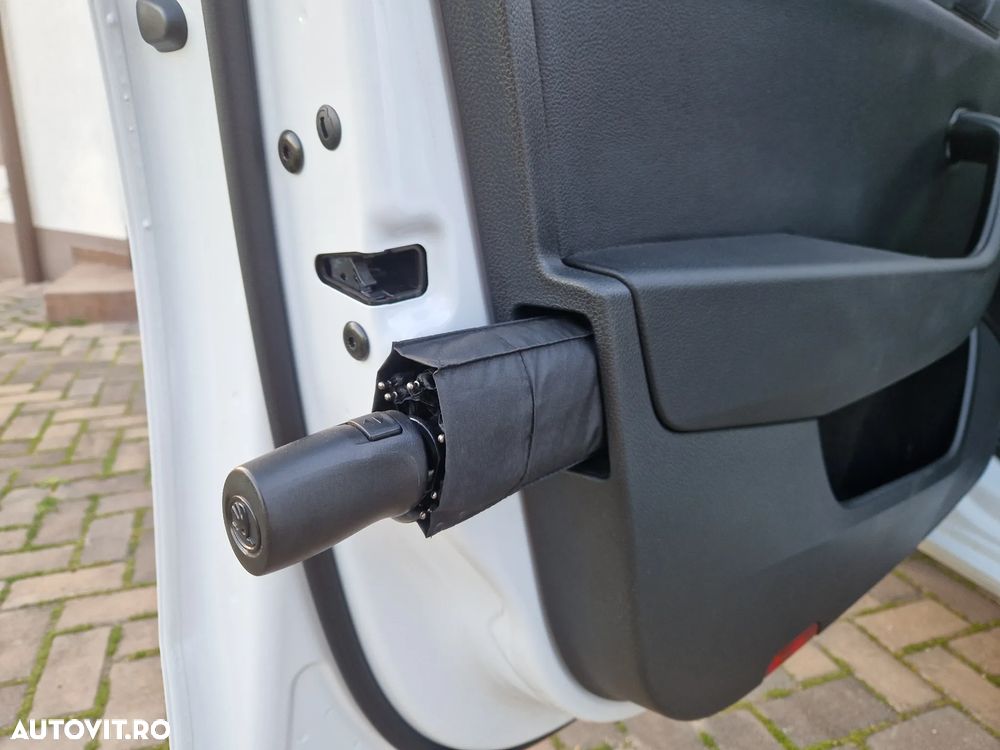 Skoda Superb 2.0 TDI DSG Ambition - 22