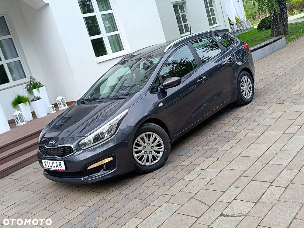 Kia Ceed 1.6 CRDi L - 10