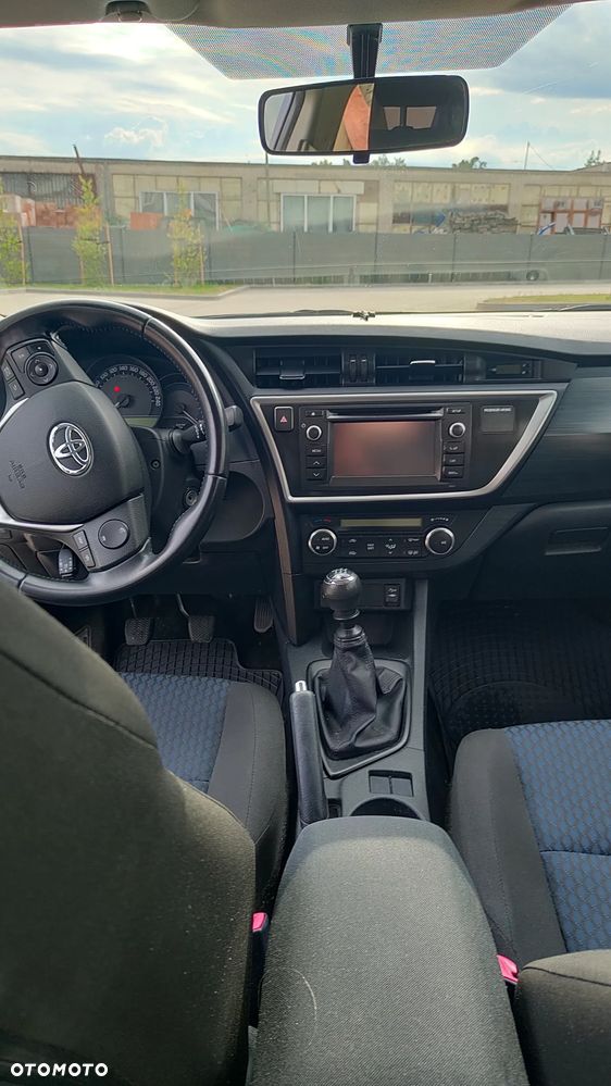 Toyota Auris 1.4 D-4D Active - 22