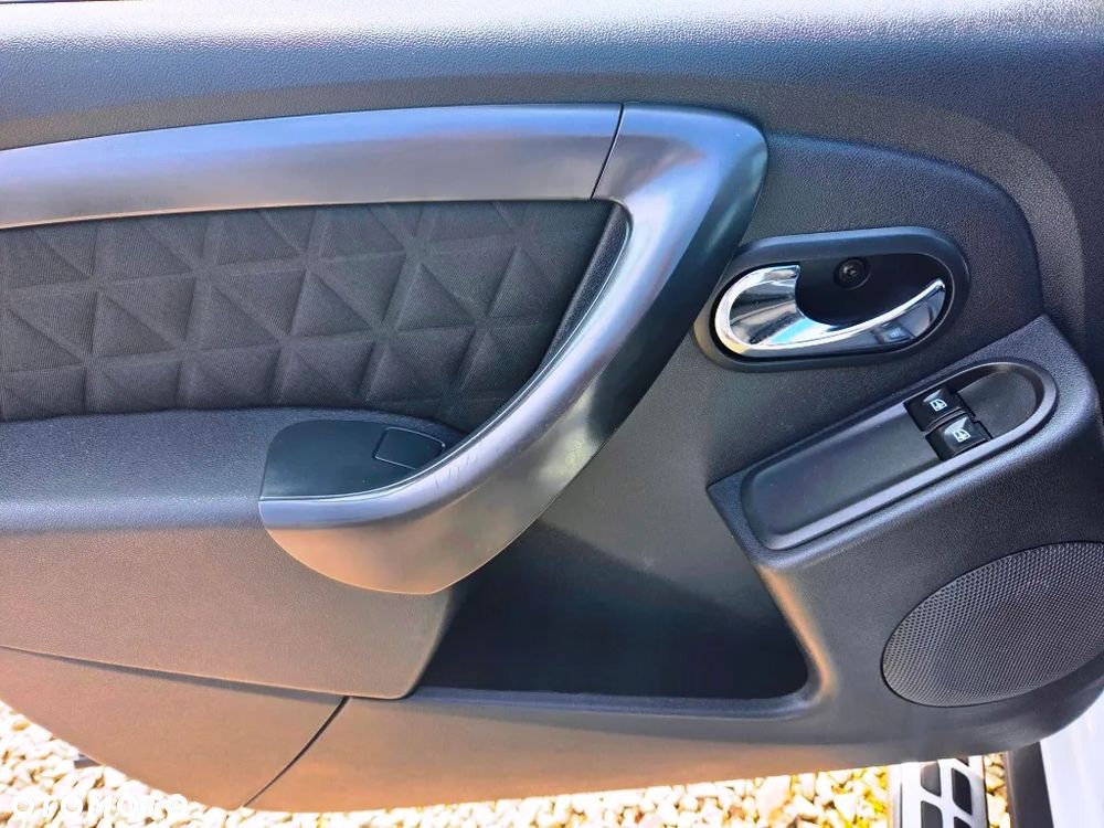 Dacia Duster 1.6 16V 105 4x2 Prestige - 23