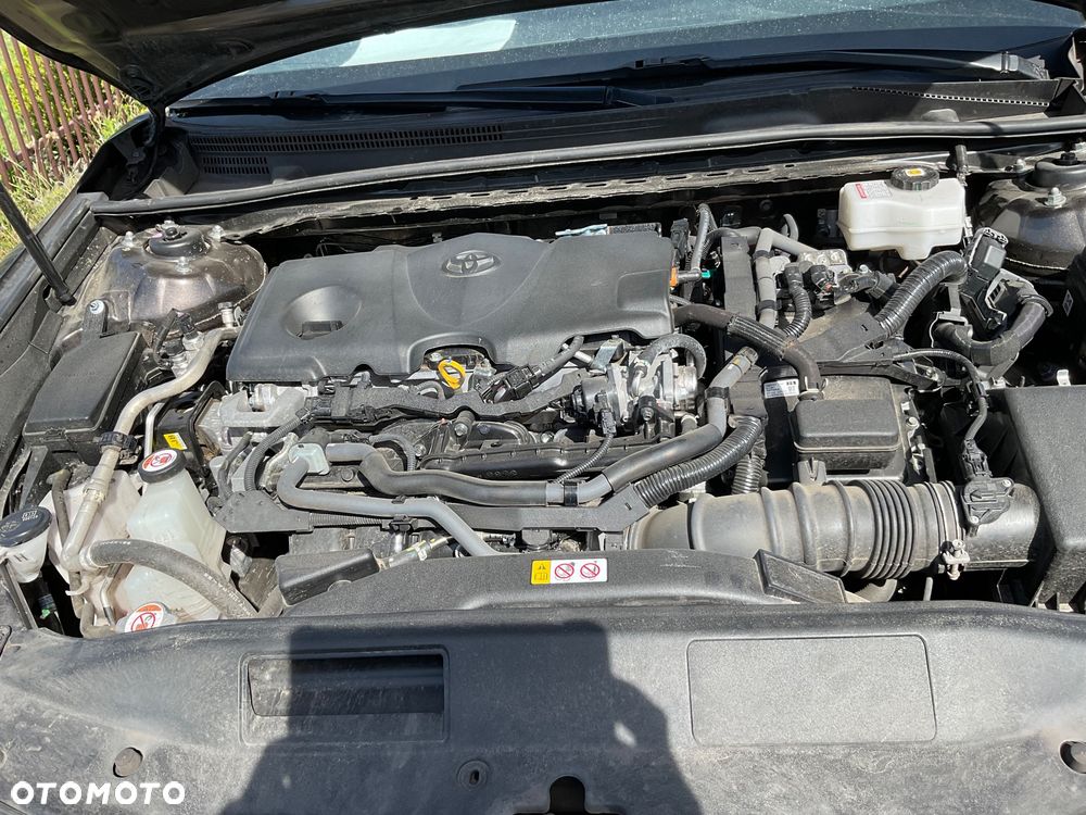 Toyota Camry Executive - 4