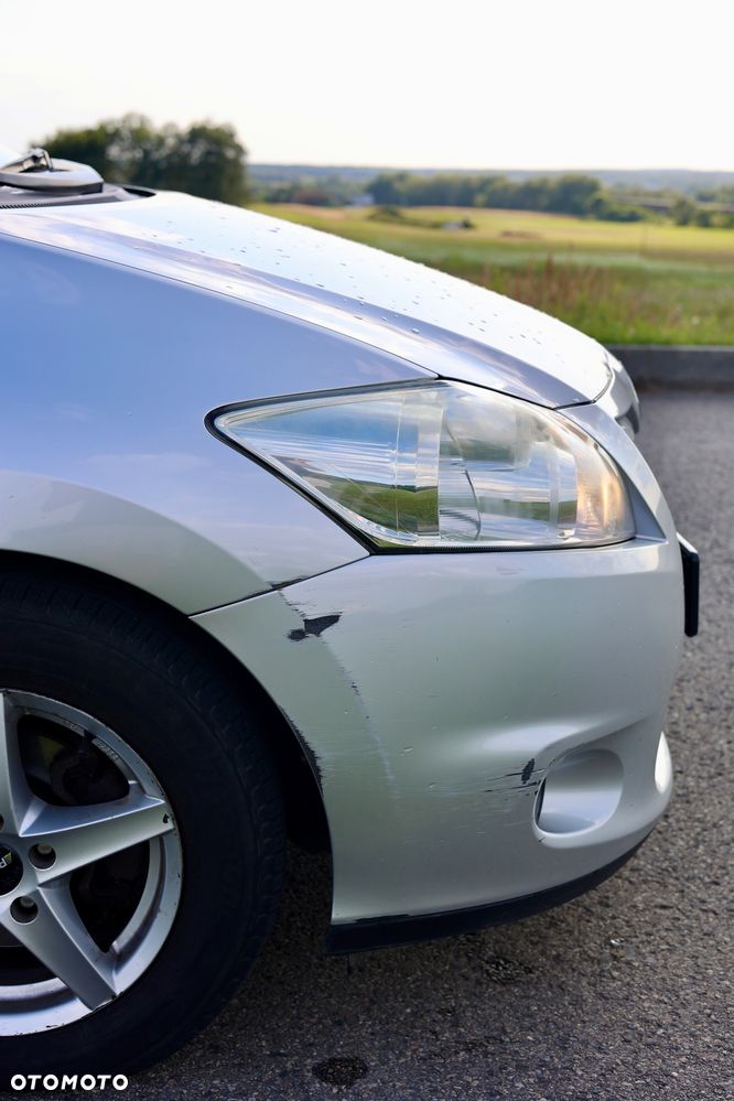 Toyota Auris 1.4 D-4D 2010 - 11