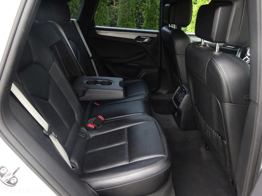 Porsche Macan - 6