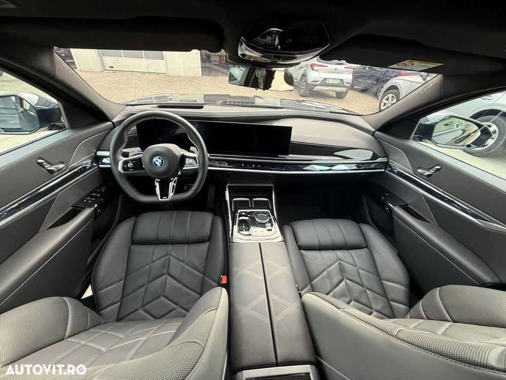 BMW Seria 7 - 15