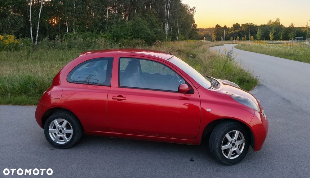 Nissan Micra - 1