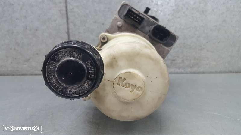 BOMBA DIREÇÃO DACIA DOKKER 2011 - 2