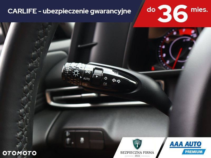 Hyundai Elantra - 19