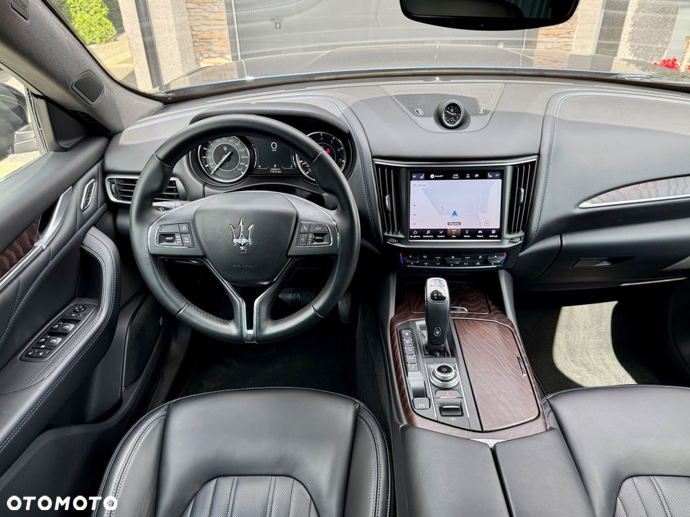 Maserati Levante MHEV Executive - 13