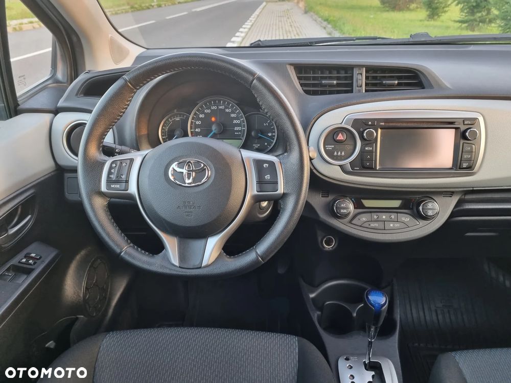 Toyota Yaris 1.5 VVT-i - 17