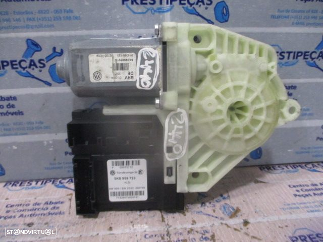 Motor Elevador Vidro 5K0959793A  5K0959701D  7746021001 VW GOLF 6 2009 1.4 80CV 5P CINZA FE - 3