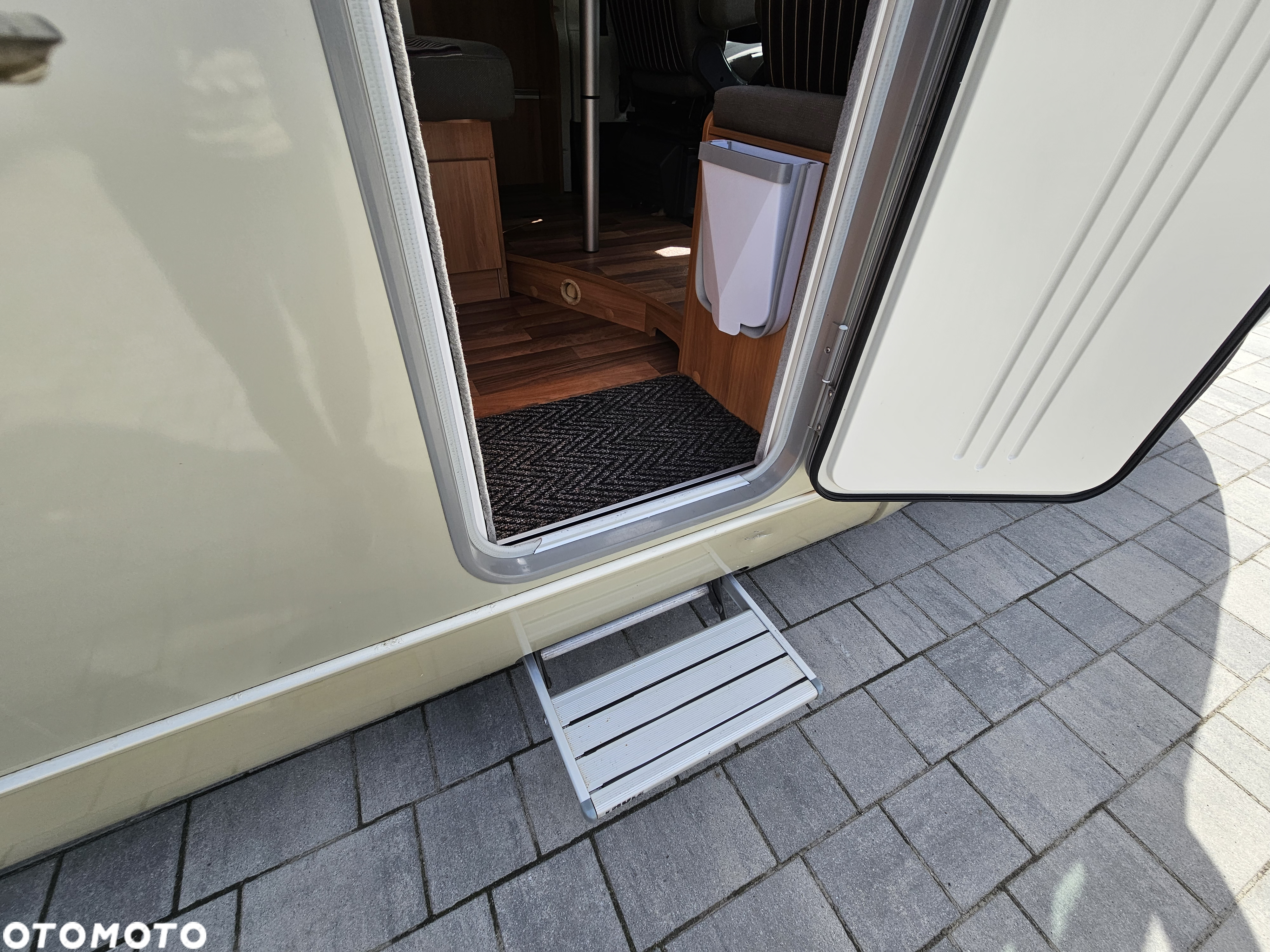 Hymer-Eriba 404 Compact - 14