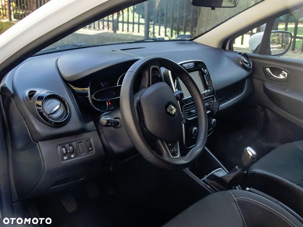 Renault Clio - 7