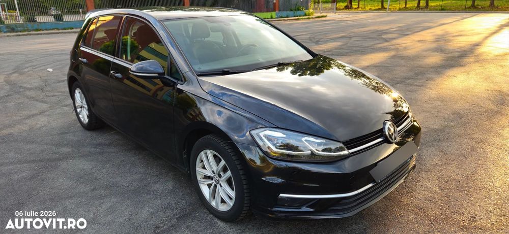 Volkswagen Golf 1.5 TSI Highline - 1