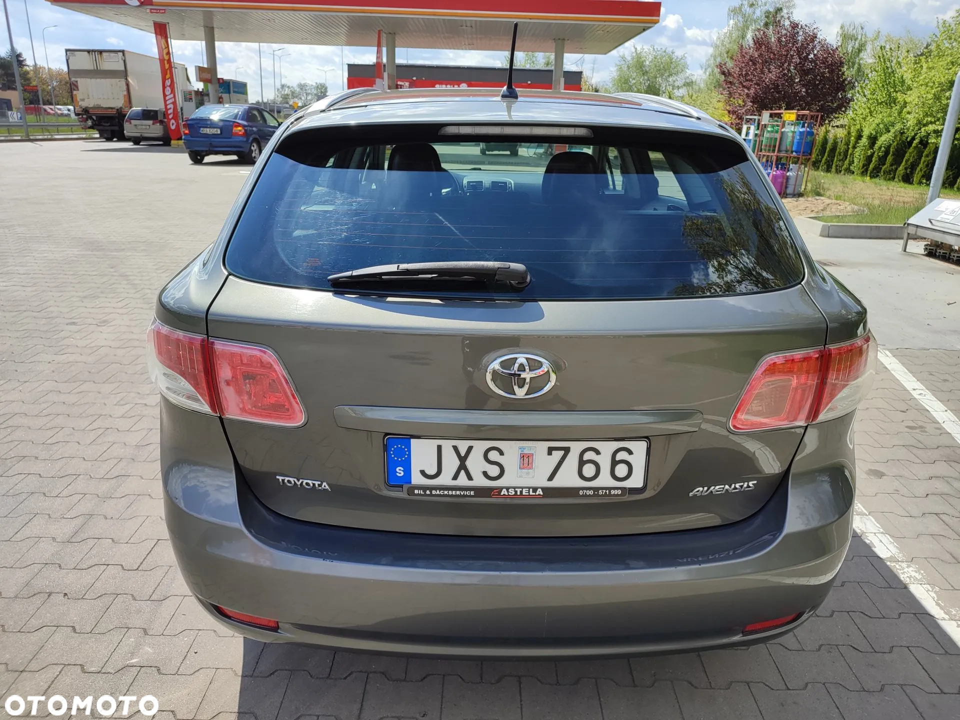 Toyota Avensis Combi 1.8 Comfort - 6