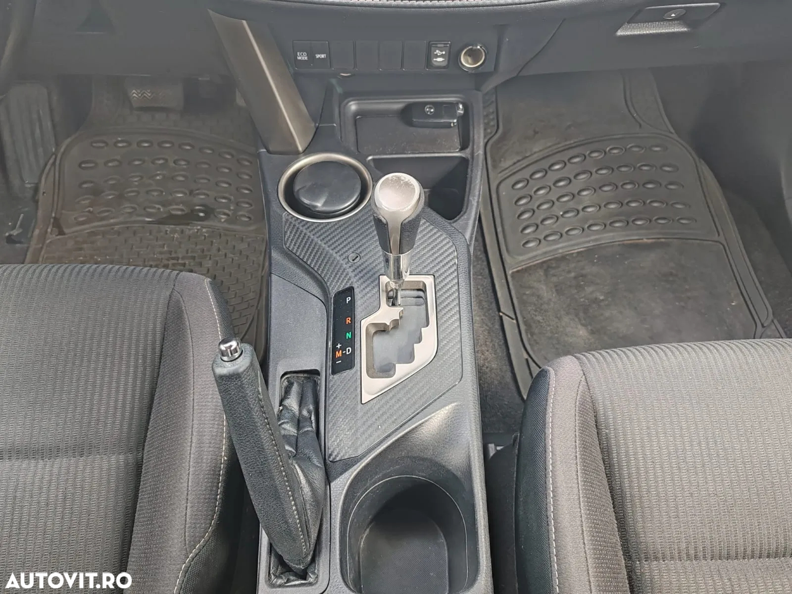 Toyota RAV4 2.2 D-4CAT 4WD Aut Executive - 14
