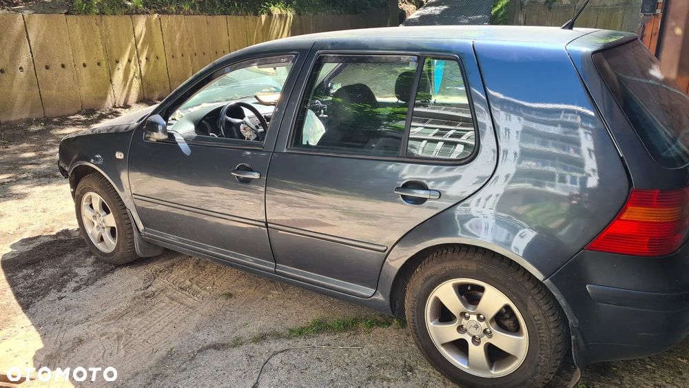 Volkswagen Golf 1.9 TDI Comfortline - 4