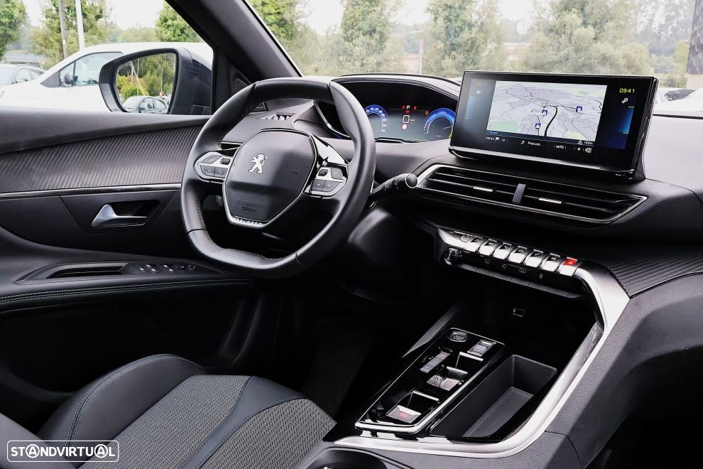 Peugeot 3008 1.6 Hybrid Allure Pack e-EAT8 - 11