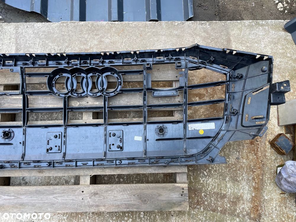 ATRAPA CHŁODNICY GRILL PRZÓD AUDI Q8 4M8 S LINE 4M8853651AQ 4M8853651AS - 12