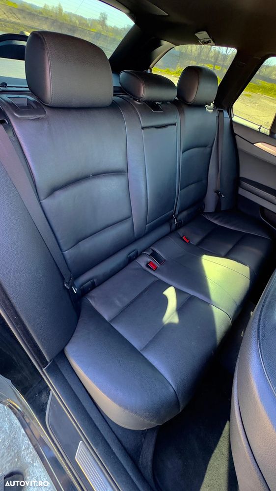 BMW Seria 5 520d - 19