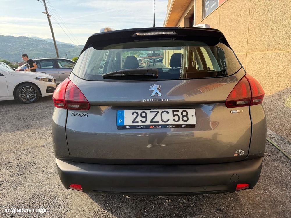 Peugeot 2008 1.2 PureTech Style - 10