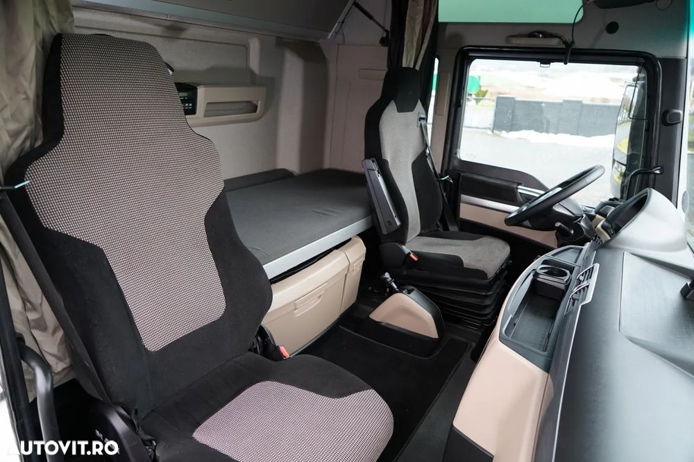 MAN TGX 18.470 / PLATĂ JOSĂ / MEGA / LOC AL CINCILEA REGLABIL / 2020 / NAVI - 34