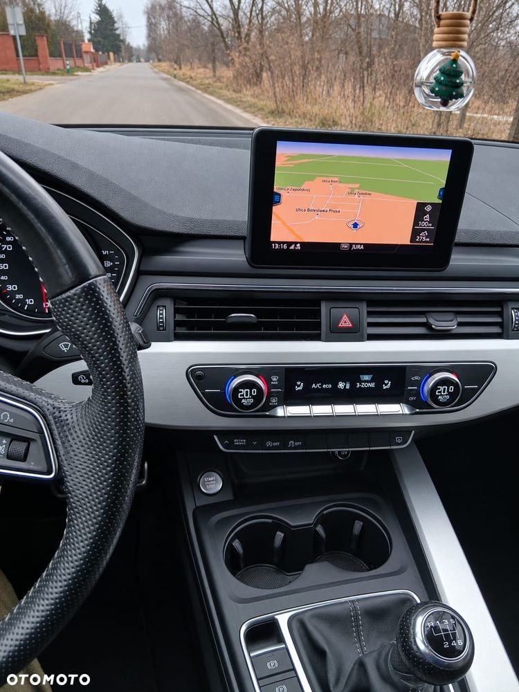 Audi A4 Avant 2017 photo 4