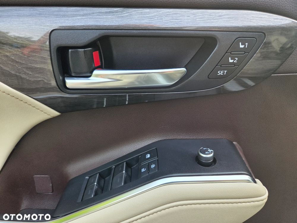 Toyota Highlander 2.5 Hybrid Executive - 31