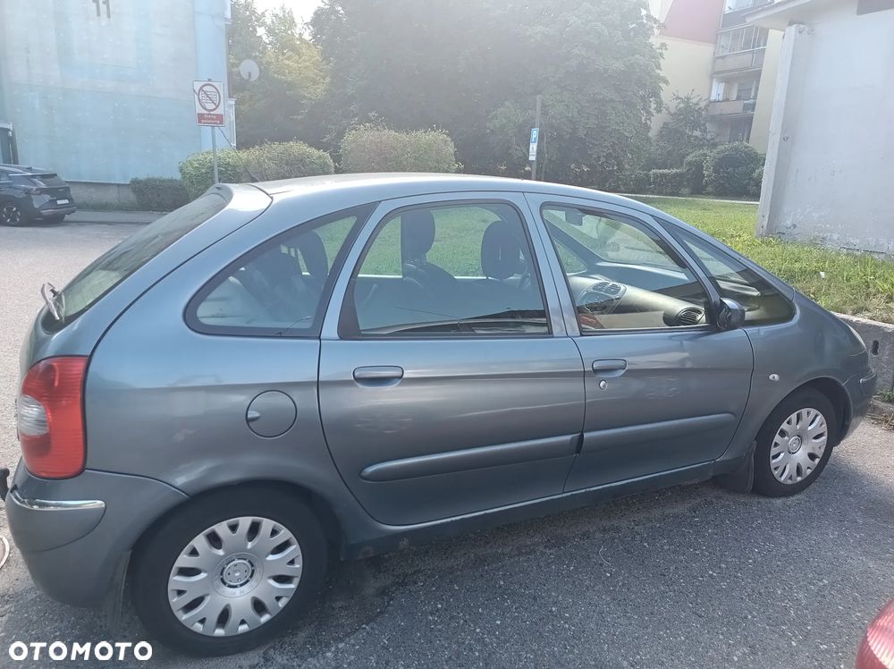 Citroën Xsara Picasso 1.6 HDI Impress - 1