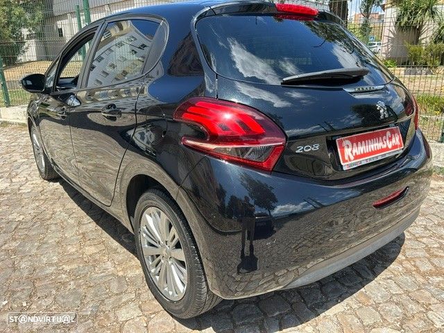 Peugeot 208 1.6 BlueHDi Style - 9