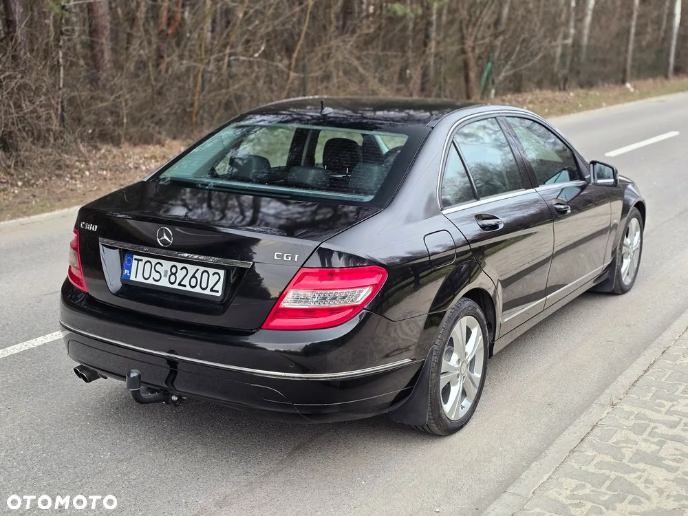 Mercedes-Benz Klasa C 180 CGI Automatik BlueEFFICIENCY Avantgarde - 15