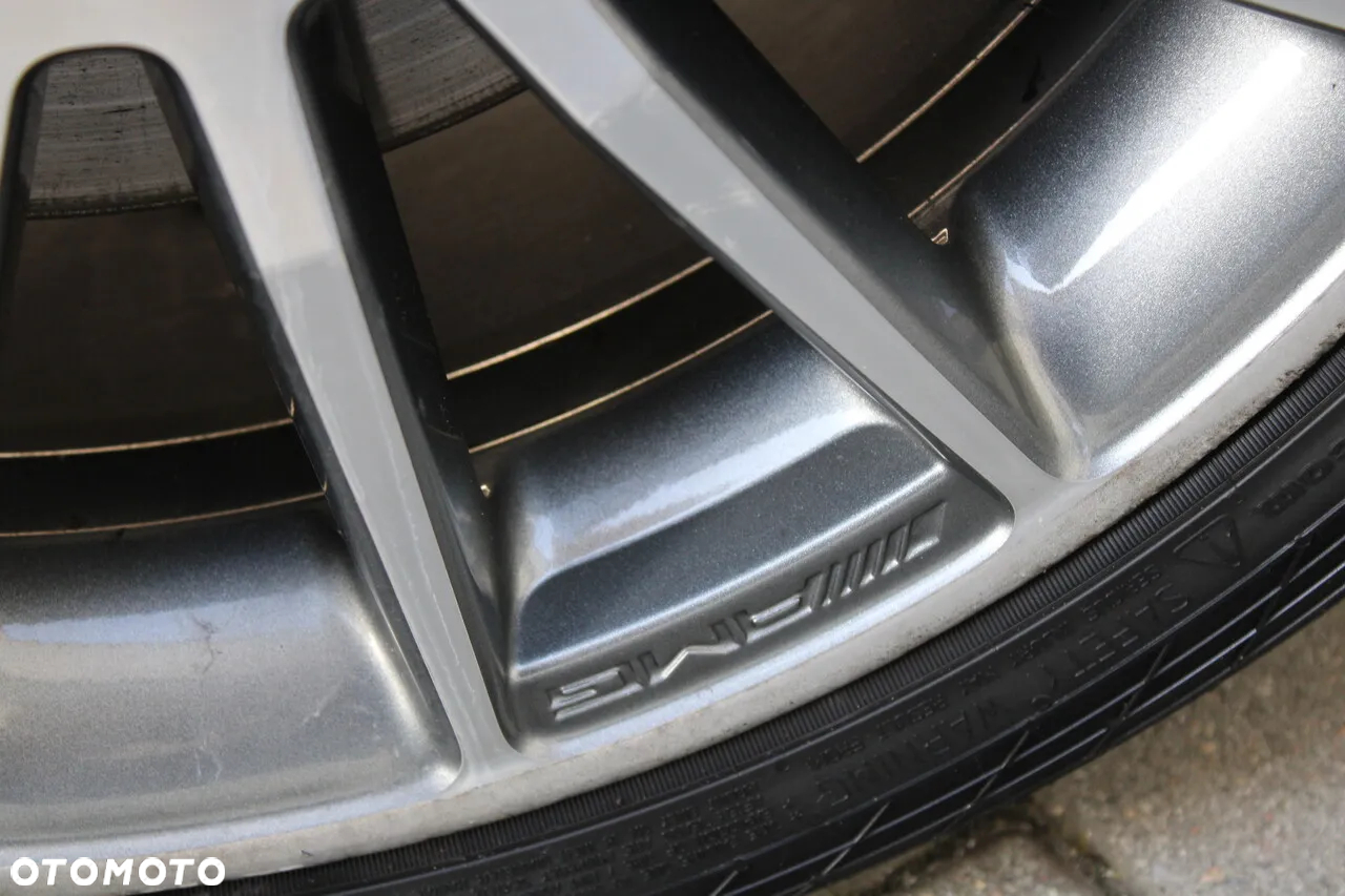 Mercedes-Benz Klasa A 250 4Matic 7G-DCT Urban - 22