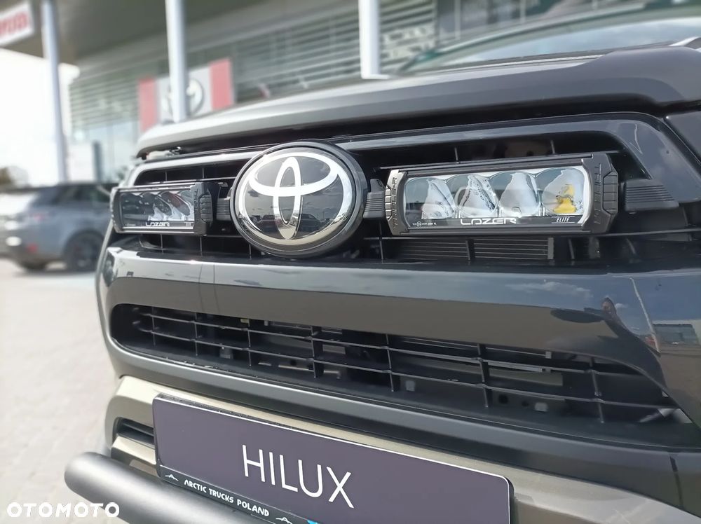 Toyota Hilux 2.8 D-4D mHEV Double Cab Invincible 4x4 - 20