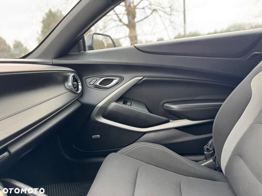 Chevrolet Camaro - 18