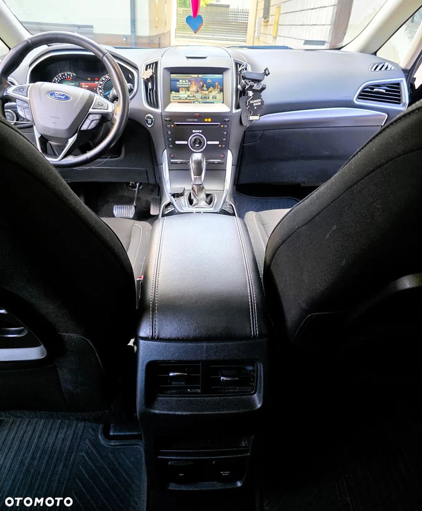 Ford S-Max 2.0 TDCi Titanium PowerShift - 13