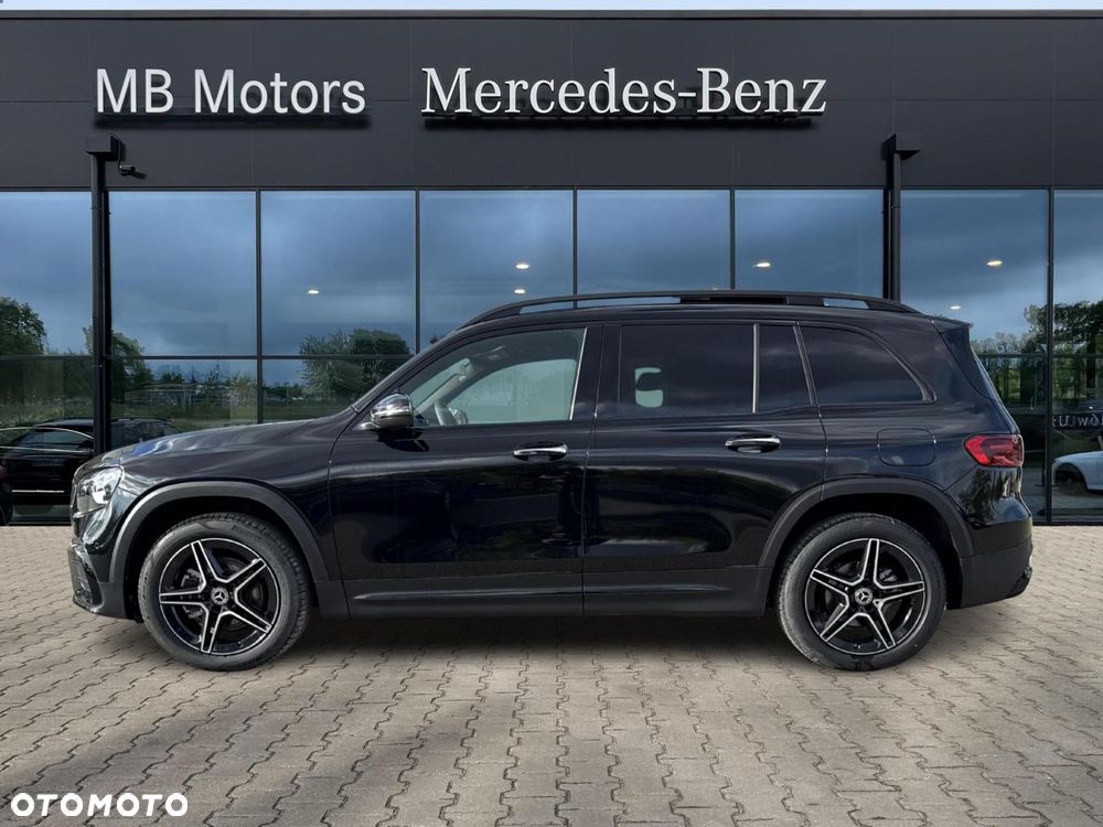 Mercedes-Benz GLB - 3