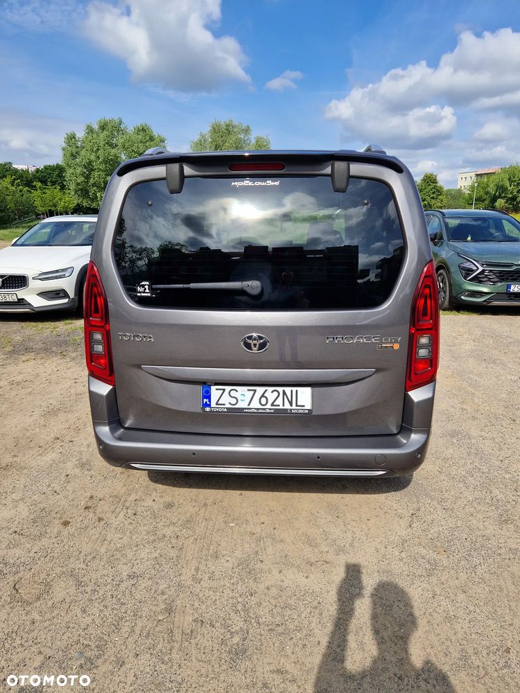 Toyota Proace City Verso Long 1.2 D-4T Family - 22