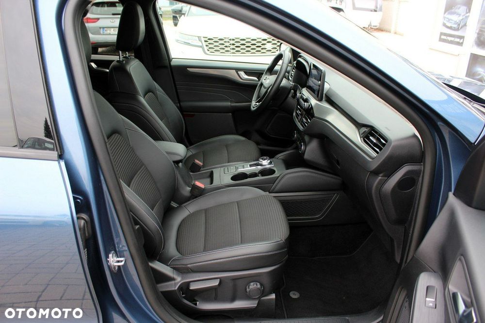 Ford Kuga - 13
