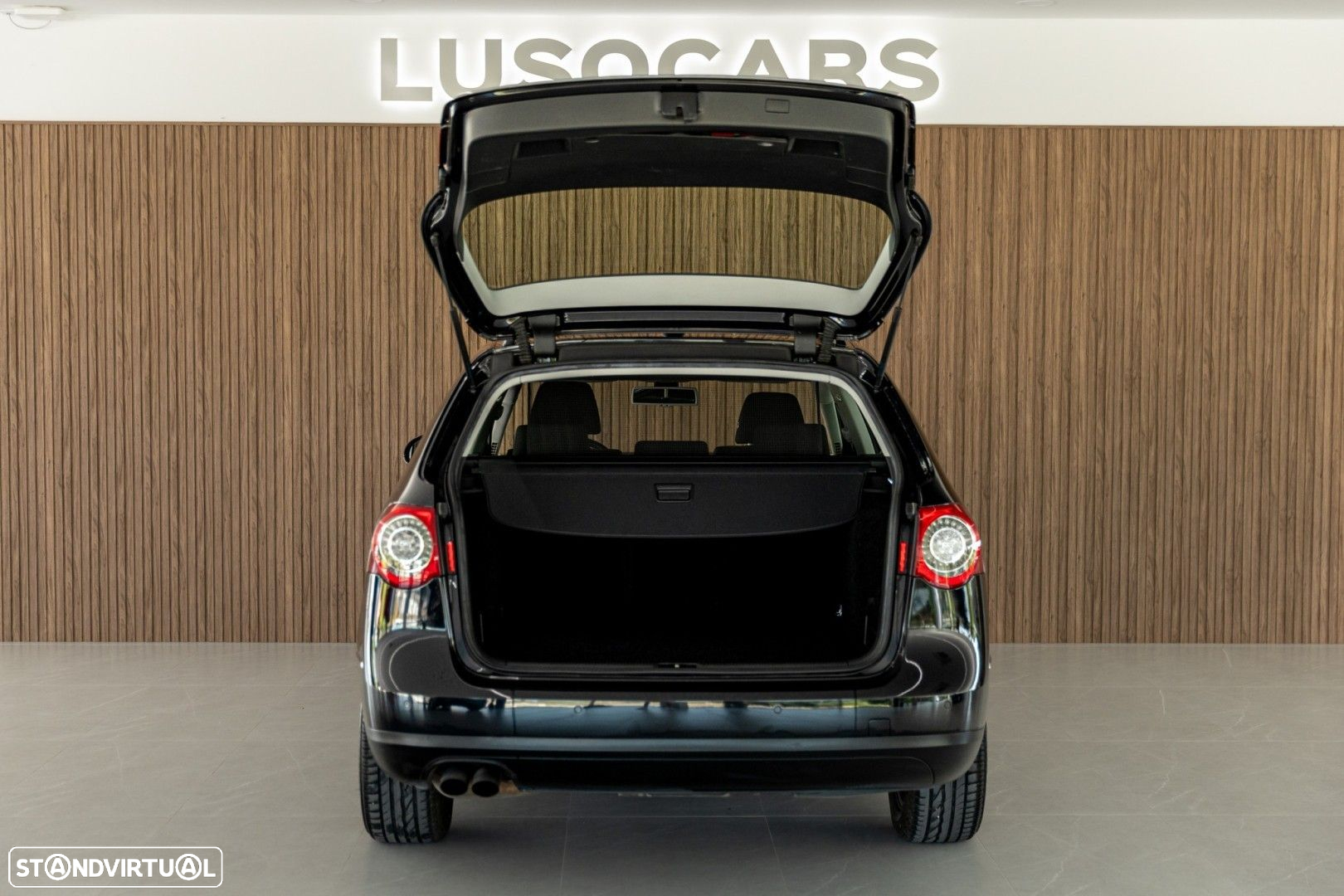 VW Passat Variant 2.0 TDi Highline - 39