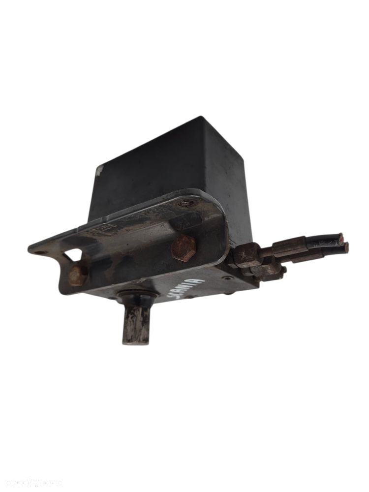 POMPKA PODNOSZENIA KABINY SCANIA R - 2