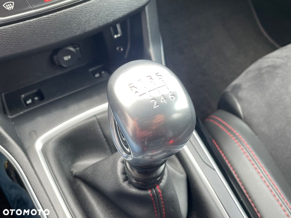 Peugeot 308 - 30