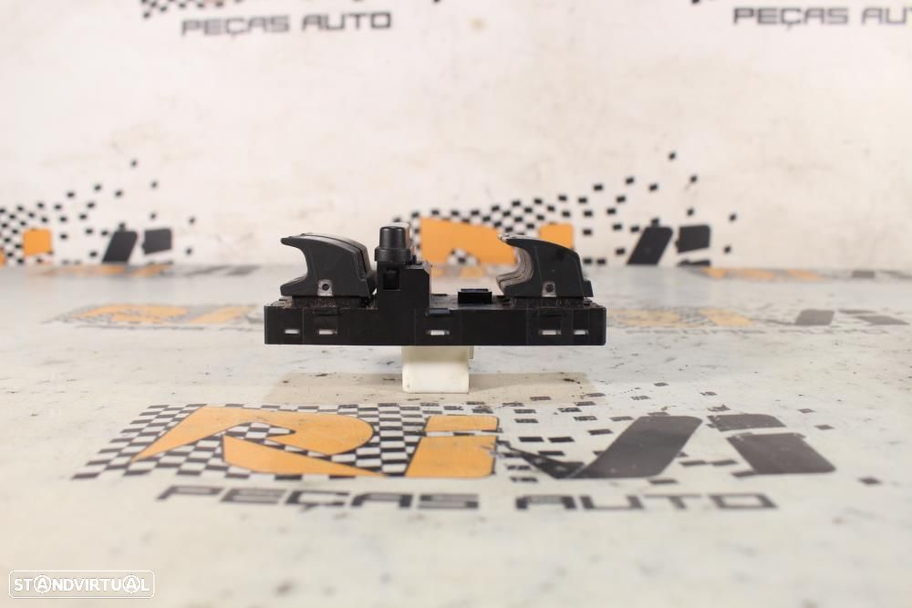 Botões / Comandos / Interruptorres Dos Vidros Skoda Fabia Ii (542)  5J - 4