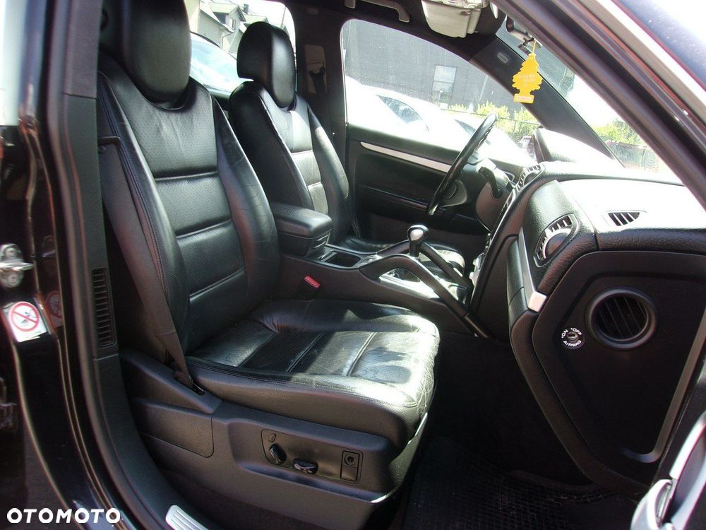 Porsche Cayenne - 24