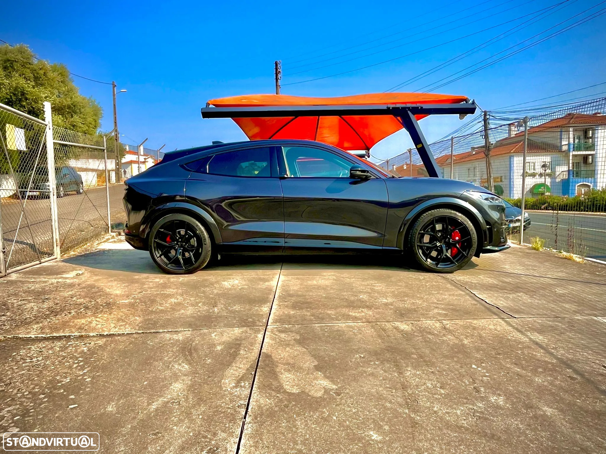 Ford Mustang Mach-E GT AWD - 3
