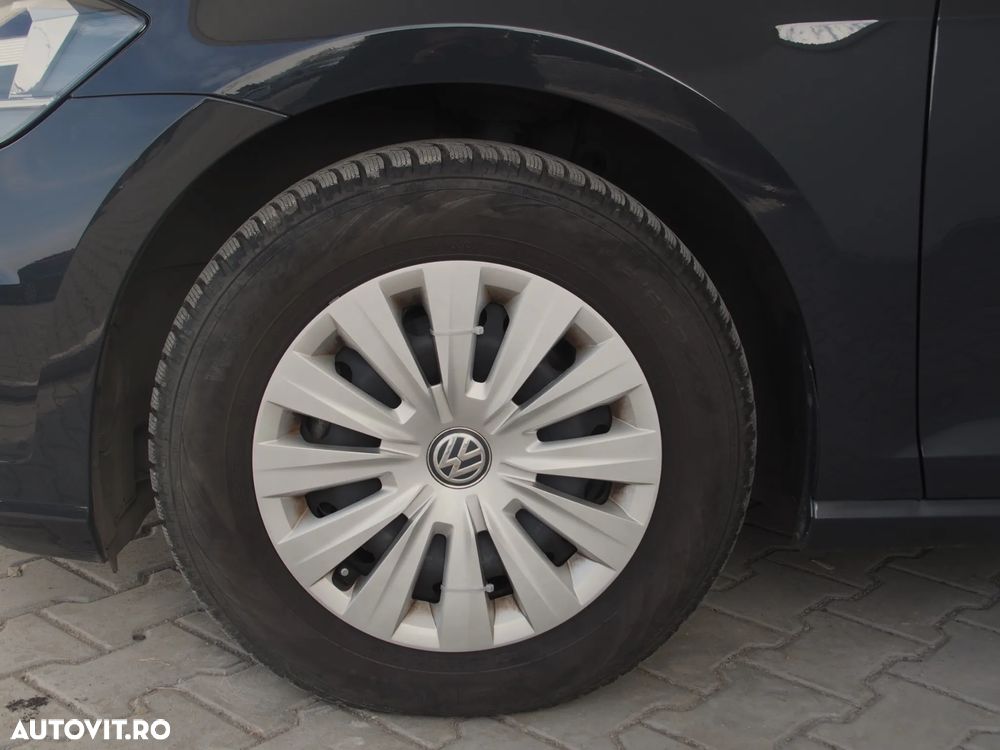 Volkswagen Golf 1.6 TDI Trendline - 4