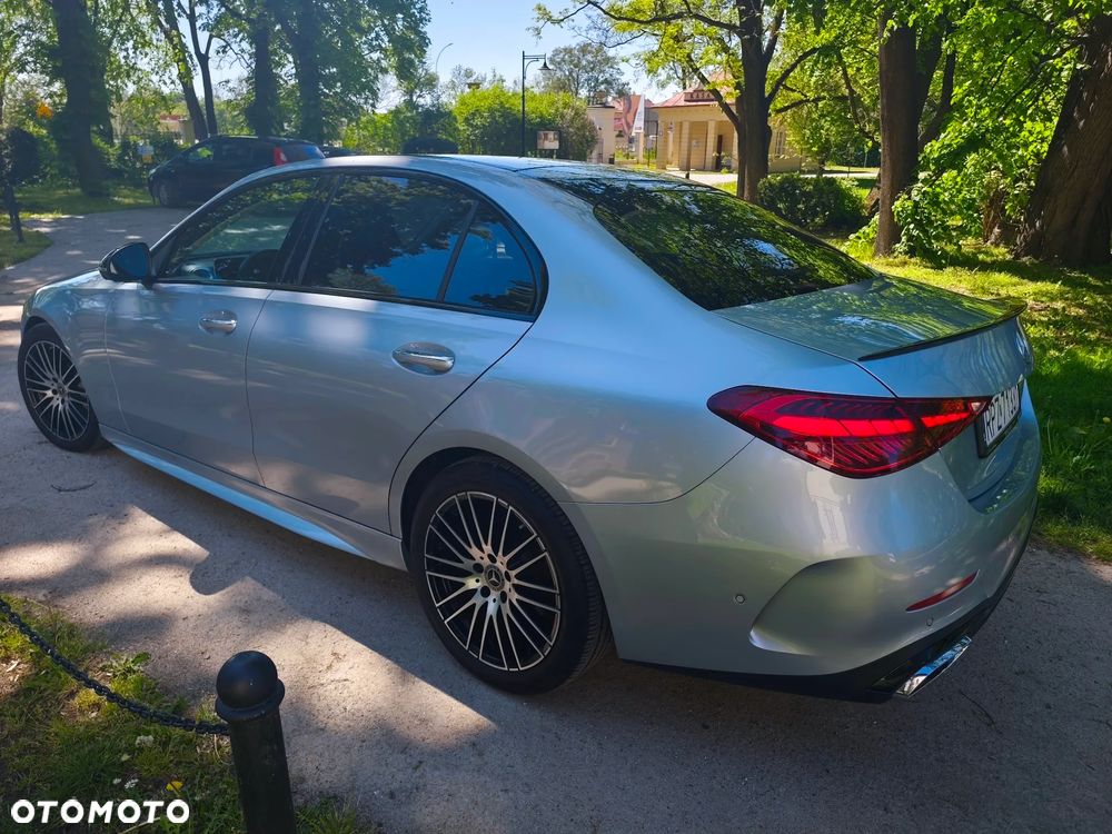 Mercedes-Benz Klasa C 220 d mHEV AMG - 11