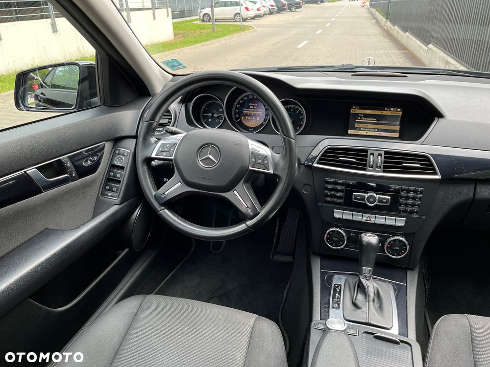 Mercedes-Benz Klasa C - 17