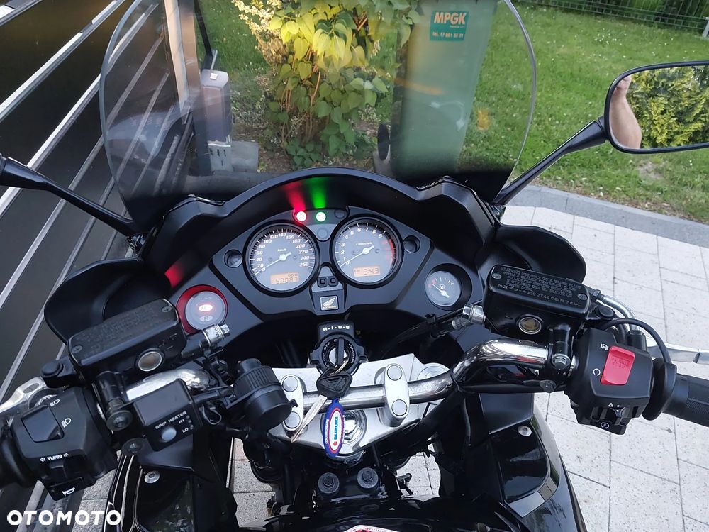 Honda CBF - 7