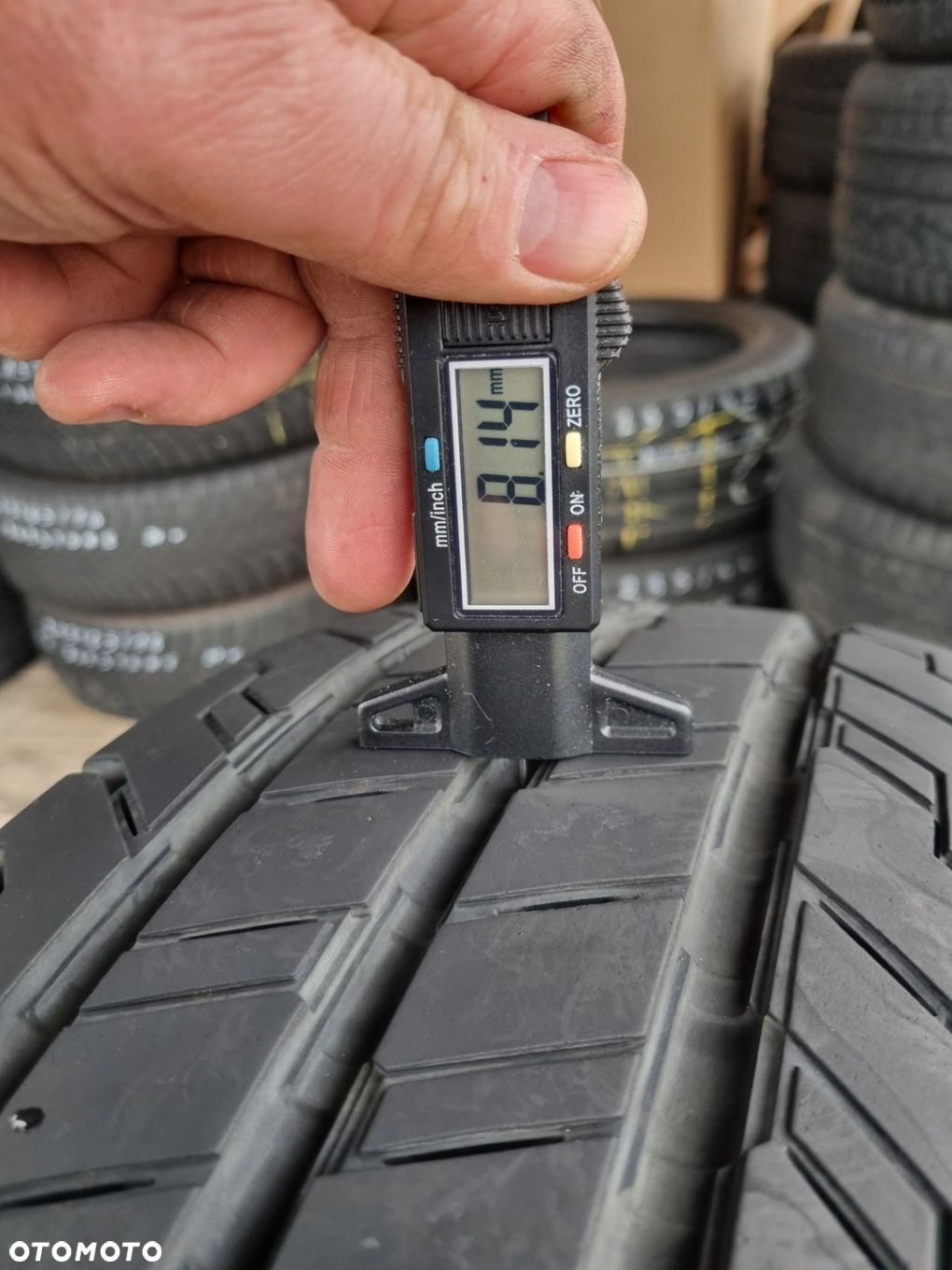 OPONY CONTI VAN CONTACT 100 225/75R16C 118/116R 2021r.4x8mm super stan - 6