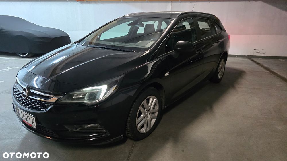 Opel Astra 1.6 CDTI Dynamic S&S - 2